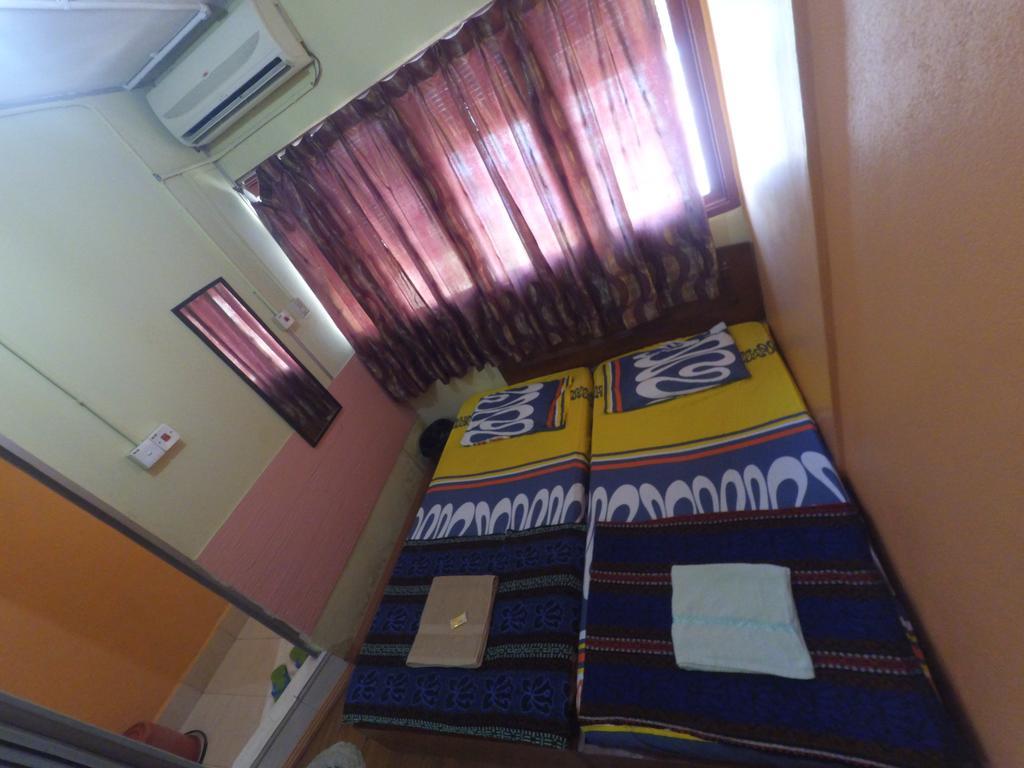 Impiana Bajet Inn Kota Bharu Exterior foto
